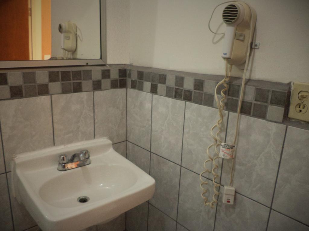 Hotel Diaz Tijuana Zimmer foto