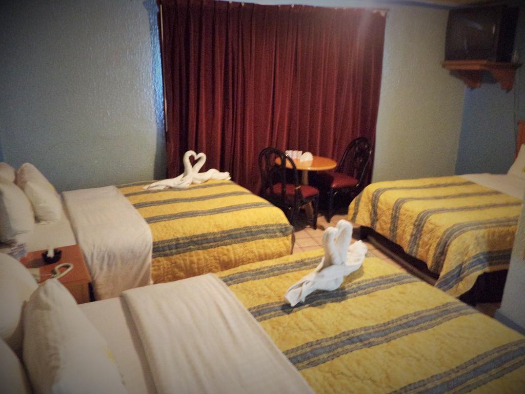 Hotel Diaz Tijuana Zimmer foto